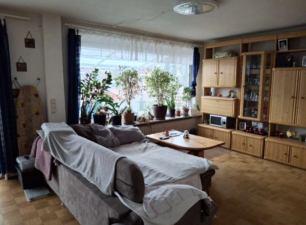 Immobilie in Waldbrunn - 1-Familienhaus oder zwei getrennte Wohnungen: ganz nach Ihrem Flächenbedarf! - Bild 3