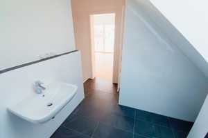 Exklusive Doppelhaushälfte in Olching – Luxuriös, energieeffizient & ideal für Familien! – Olching, Fürstenfeldbruck (Kreis), 82140 Fürstenfeldbruck (Kreis) – Vorschaubild 20