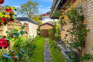 Flensburg/Westliche Höhe: Gepflegter 4-Zimmer-Bungalow mit Garage & kleinem Garten in ruhiger Lage – Flensburg – Vorschaubild 3