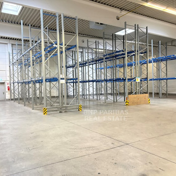 Lagerhalle mit Rampen | 6,50 m UKB | LED | Bürofläche vorhanden
