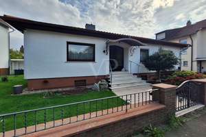 VON POLL - FRIEDRICHSDORF: Großzügiger Bungalow mit Möglichkeiten zur Entfaltung in ruhiger Wohnlage – Die vollständige Adresse der Immobilie erhältst du vom Anbieter., 61381 Friedrichsdorf – Vorschaubild 15