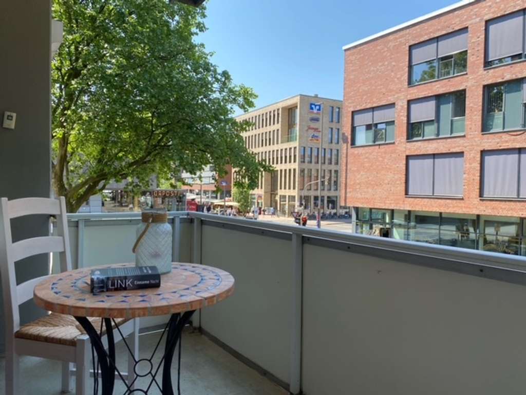 Immobilie in Pinneberg - Pinneberg: Lage, Lage, Lage! Schöne Eigentumswohnung im Zentrum von Pinneberg! - Bild 0