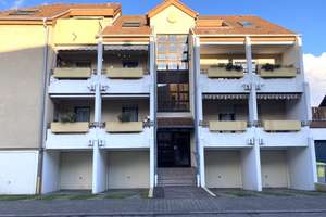 3-Zimmer Dachgeschosswohnung mit Balkon und Garage