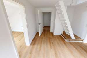 Charmante Dachgeschoßwohnung Rechts mit 3 Zimmern und ausgebautem Spitzboden - komplett saniert – Die vollständige Adresse der Immobilie erhältst du vom Anbieter., 42277 Oberbarmen, Wuppertal – Vorschaubild 9