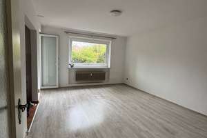 Gemütliche & ruhige 1-Zimmer Wohnung mit Garten und toller Verkehrsanbindung.