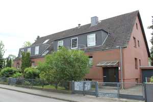 Isernhagen - 2 großzügige Zweifamilienhäuser auf 1.300 m² Grundstück – Hannover (Kreis) – Vorschaubild 3