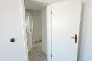 Helle 4-Raum-Wohnung mit Einbauküche *Bad mit Dusche & Wanne* zentrumsnah – Turnstraße 5, 9111 Bernsdorf, Chemnitz – Vorschaubild 12