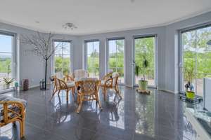 5.176m² Grundstücksfläche! Energieeffiziente Luxusvilla mit Pool in ruhiger Lage – Die vollständige Adresse der Immobilie erhältst du vom Anbieter., 95473 Creußen – Vorschaubild 11