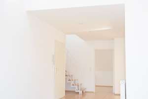 Lichtdurchflutete 4-Zi.-Wohnung in begehrter Lage