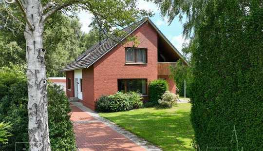 Bild von Großzügiges Einfamilienhaus mit Traumgrundstück nahe Fehntjer Zentrum