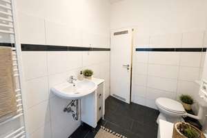 Charmante 3-Zimmer-Wohnung in Rheinnähe mit 70 m² Wohnfläche – Nürnberger Straße 34, 47249 Wanheim-Angerhausen, Duisburg – Vorschaubild 3