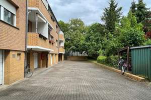 MGK bietet Hannover-List: gepflegte Kapitalanlage mit 10 Wohneinheiten und 8 Garagen – Die vollständige Adresse der Immobilie erhältst du vom Anbieter., 30177 List, Hannover – Vorschaubild 5