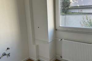 Renovierte 3 Zimmer Wohnung mit Loggia in Düsseldorf Bilk – 40225 Bilk, Düsseldorf – Vorschaubild 3