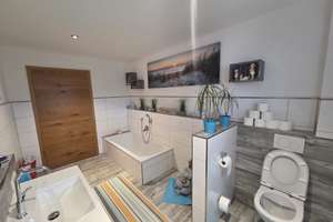 Hochwertiger, barrierefreier Bungalow mit Einliegerwohnung, zwei Garagen und Carport ab April 2027 v – Die vollständige Adresse der Immobilie erhältst du vom Anbieter., 94099 Ruhstorf an der Rott – Vorschaubild 7