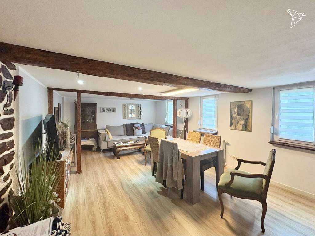 Immobilie in Großostheim - CHARME TRIFFT CHANCE 🔑 Historisches Mehrfamilienhaus mit 5 Wohneinheiten und viel Potential! - Bild 0