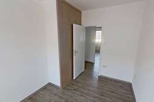 Durchdacht & geräumig: Helle 3-Zimmer-Wohnung mit Tageslicht-Vollbad – Lahrkampstraße 1, 33104 Schloß Neuhaus, Paderborn – Vorschaubild 5