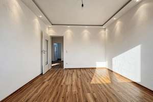 SOFORT FREI: 3-Zimmer, großer Balkon, neue Einbauküche in HOCHZOLL – Die vollständige Adresse der Immobilie erhältst du vom Anbieter., 86163 Hochzoll-Nord, Augsburg – Vorschaubild 2
