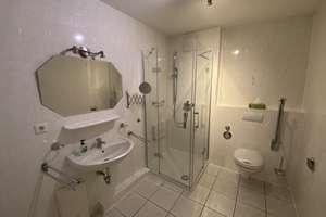 Wunderschöne großzügige 3-Zimmer Wohnung mit Aufzug, Balkon und junges Baujahr – Wupperstraße 15, 42651 Solingen-Mitte, Solingen – Vorschaubild 8