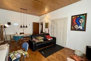 Großzügige Altbauwohnung mit Charakter – 4 Zimmer im gepflegten Mehrfamilienhaus