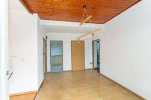 Freistehender Bungalow mit großzügigem Grundstück und Photovoltaik in Zehlendorf – Die vollständige Adresse der Immobilie erhältst du vom Anbieter., 14165 Zehlendorf, Berlin – Vorschaubild 13