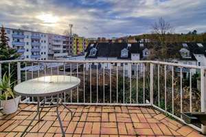 Schöne, möblierte 1-Zimmer-DG-Wohnung mit Balkon, Ortzentrum Poppelsdorf