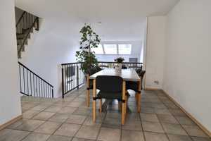 Wohnen auf mehreren Ebenen: Split- Level- Reihenmittelhaus mit Garten und Garage in MG- Lürrip! – Mönchengladbach – Vorschaubild 4