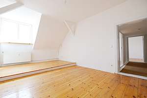 ERSTKLASSIGER STUCKALTBAU AM KURFÜRSTENDAMM + BALKON  + LIFT + 3 BÄDER + EBK + 4 METER DECKENHÖHE + – MARKGRAF-ALBRECHT-STR. 14, 10711 Halensee, Berlin – Vorschaubild 17