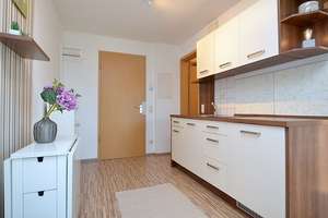 Schön möbliertes Apartment mit Balkon und WLAN in Nürnberg Nord – Die vollständige Adresse der Immobilie erhältst du vom Anbieter., 90408 Uhlandstraße, Nürnberg – Vorschaubild 15