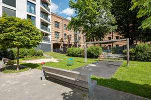 Traumhaft schönes 3-Zimmer Penthouse mit A/C, Aufdachterrasse und TG-Stellplatz in Mitte – 10179 Mitte (Ortsteil), Berlin – Vorschaubild 12