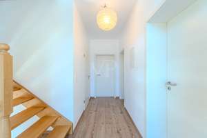 Elegantes Stadthaus mit Wohlfühlgarten und lichtdurchflutetem Wellness-Dachgeschoss – Die vollständige Adresse der Immobilie erhältst du vom Anbieter., 13129 Blankenburg, Berlin – Vorschaubild 18