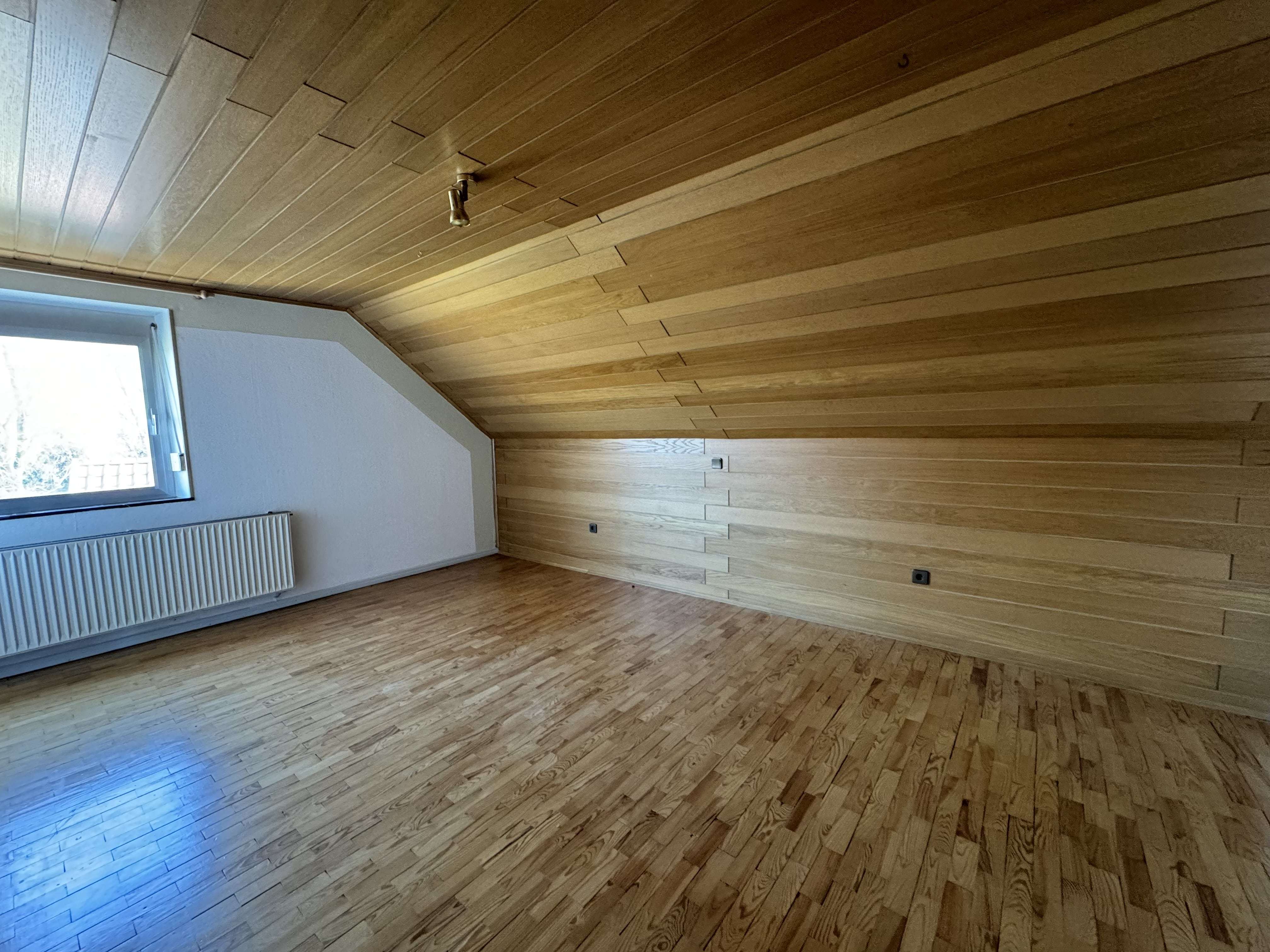 Immobilie in Wallerfangen - Freistehendes Einfamilienhaus in ruhiger Lage von Wallerfangen-St. Barbara! - Bild 3