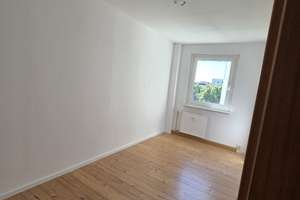 Frisch renovierte 4-Zimmer-Wohnung in ruhiger Lage mit Balkon – ideal für Familien – Tauchaer Straße 1-19,, 4357 Mockau-Nord, Leipzig – Vorschaubild 5
