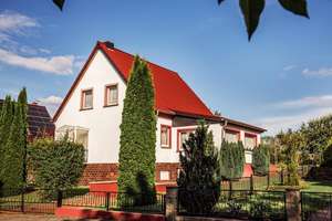 HORN IMMOBILIEN++ Burg Stargard, Einfamilienhaus mit Garage und geschlossener Veranda, Randlage – Die vollständige Adresse der Immobilie erhältst du vom Anbieter., 17094 Burg Stargard – Vorschaubild 10