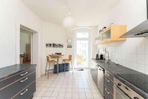 Große, bezugsfreie 3-Zimmer-Wohnung mit Süd-Balkon – Gürtelstraße 26a, 10247 Friedrichshain, Berlin – Vorschaubild 5
