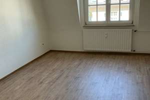 Hier findet jeder seinen Platz: praktische 3-Zi.-DG – Förkelstr. 5, 47259 Hüttenheim, Duisburg – Vorschaubild 9