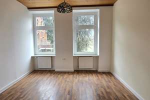 Helle 4-Zimmer-Wohnung mit idealer Raumaufteilung – Bezugsfrei ab 01. August