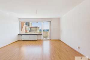 Über den Dächern des Eschbergs – großzügige 3-Zimmer-Wohnung mit Weitblick & Einbauküche – Die vollständige Adresse der Immobilie erhältst du vom Anbieter., 66121 Eschberg, Saarbrücken – Vorschaubild 1