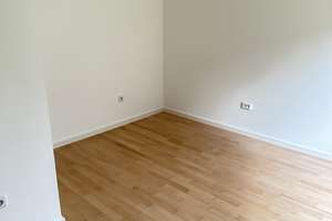 1 Zi. Apartment • ruhige Lage • ideal für Studenten • – Überlinger Weg 3, 81243 Aubing-Süd, München – Vorschaubild 2