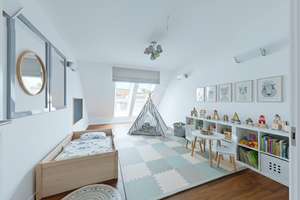 Großzügiges Dachgeschoss voller Wärme, Stil und Kaminambiente – Die vollständige Adresse der Immobilie erhältst du vom Anbieter., 10711 Charlottenburg, Berlin – Vorschaubild 12