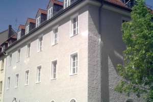Toll möblierte 2-Zimmer Dachgeschosswohnung in München Maxvorstadt – Gaiglstraße 10, 80335 St. Benno, München – Vorschaubild 1