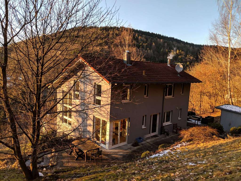 Immobilie in Buchen (Odenwald) - Idyllisches Wohnen am Waldrand – Ihr Zuhause mit direktem Naturzugang - Bild 0