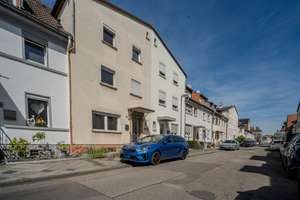 Reihenmittelhaus mit Garten – einziehen, wohlfühlen, eigene Akzente setzen. Nur bei realunis – Die vollständige Adresse der Immobilie erhältst du vom Anbieter., 68309 Käfertal, Mannheim – Vorschaubild 2