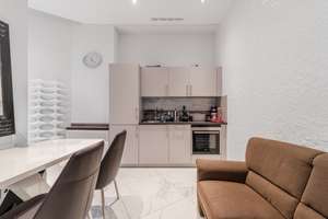 Luxuriös möbliertes Apartment mit Balkon und TG-Stellplatz in der Kameha Residence – Die vollständige Adresse der Immobilie erhältst du vom Anbieter., 40213 Altstadt, Düsseldorf – Vorschaubild 23
