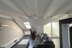 3-Zimmer-Wohnung in Augsburg: Mit Wintergarten und Einbauküche – Die vollständige Adresse der Immobilie erhältst du vom Anbieter., 86156 Kriegshaber, Augsburg – Vorschaubild 2
