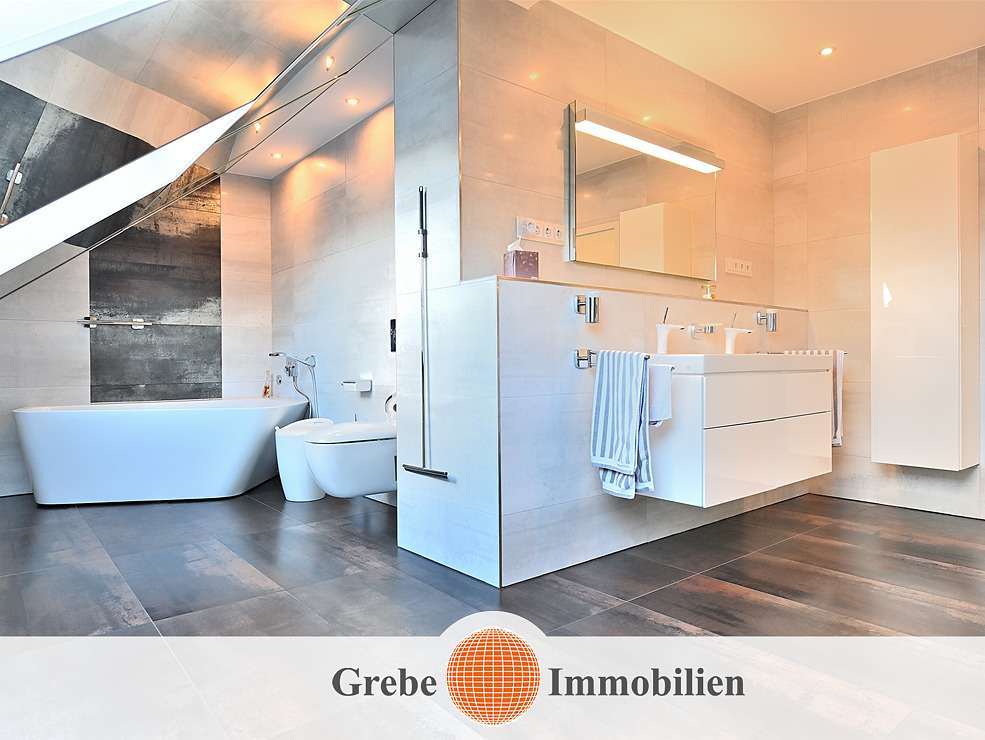 Immobilie in Fürstenwalde/Spree - Absolut hochwertiges Zweifamilienhaus mit 3 Bädern und Vollkeller! - Bild 16