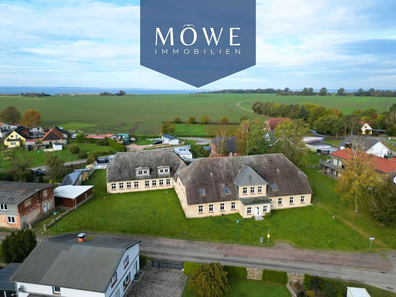 Ehemaliges Gutshaus mit Boddenblick, Vorpommern Rügen Kreis – Bild 1