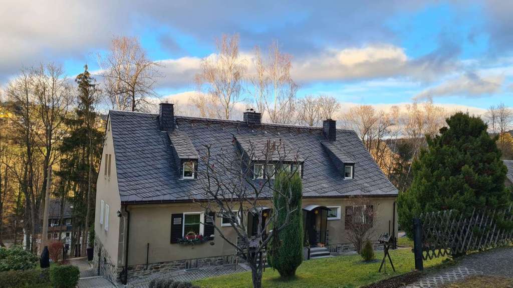 Immobilie in Schwarzenberg/Erzgebirge - Ruhig gelegene Doppelhaushälfte mit schönem Grundstück! - Bild 3