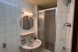 zentrumsnahe 2-Zimmer-Wohnung mit EBK in Stuttgart – Forststraße 74, 70176 Rosenberg, Stuttgart – Vorschaubild 2
