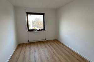 Sanierte 2-Zimmer-Wohnung in zentraler Lage von Heidelberg – Die vollständige Adresse der Immobilie erhältst du vom Anbieter., 69115 Bergheim, Heidelberg – Vorschaubild 2