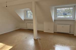 Großzügig geschnittene 3-Zimmer-Wohnung mit Klimaanlage! – Saarbrücker Str. 13, 47053 Friemersheim, Duisburg – Vorschaubild 3
